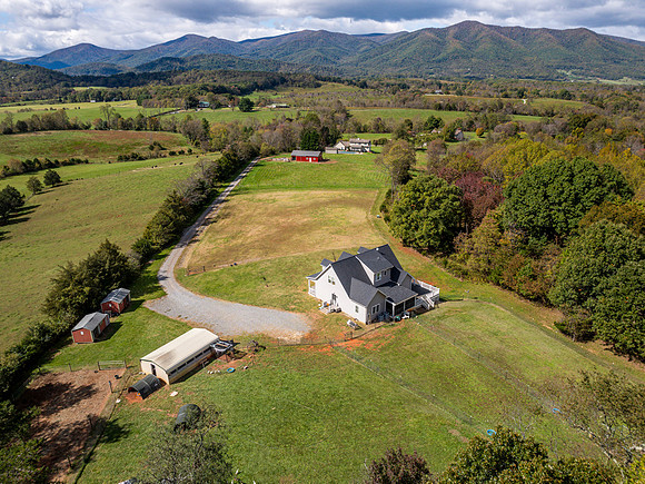 1169 Mountain Creek Ln WEB-116