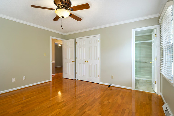 518 Elmwood WEB-164