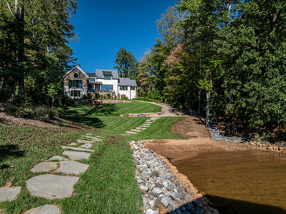 109 Dogwood-135