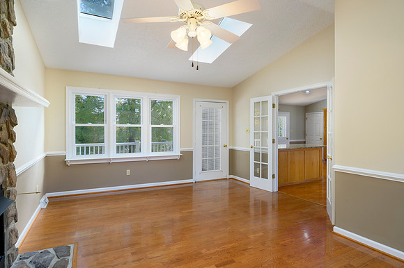 518 Elmwood WEB-160