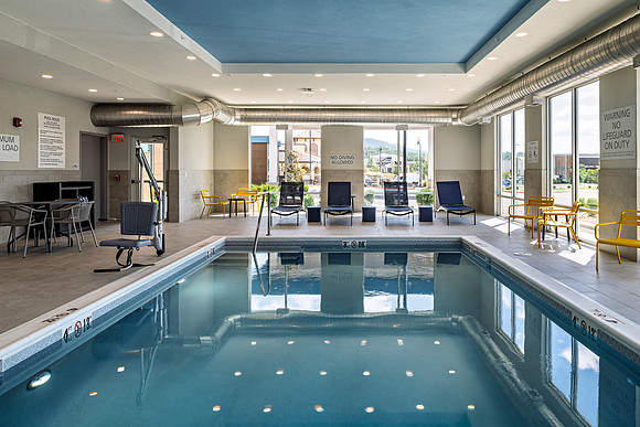 Hampton Inn Edit-101
