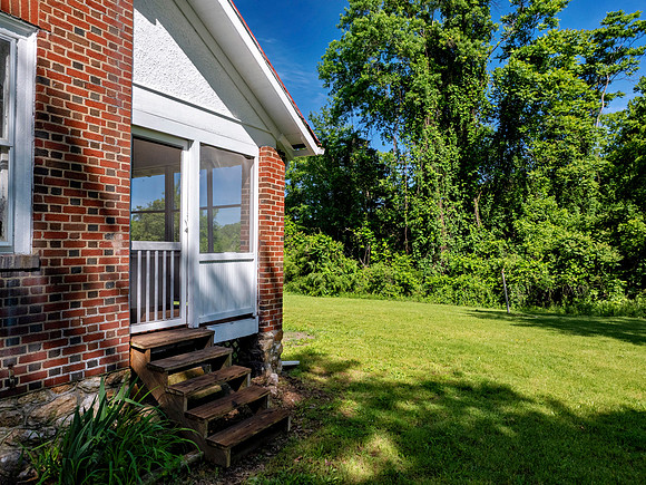 264 N 5 Forks WEB-110