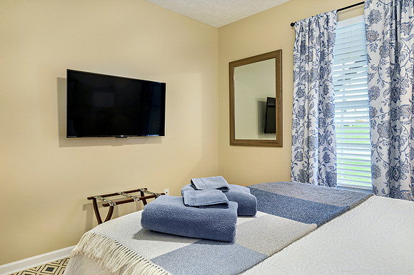 417 Wessex Rd WEB-131