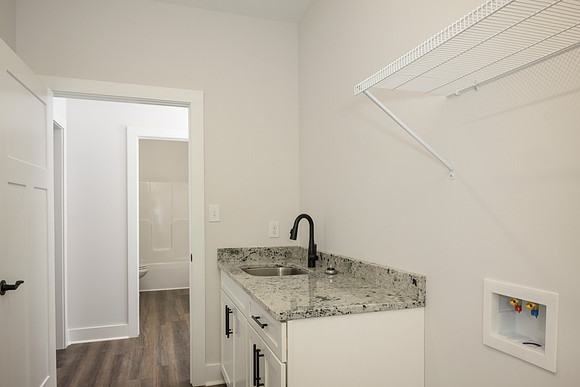 125 Lockridge WEB-109