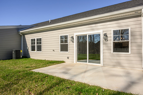 125 Lockridge WEB-102