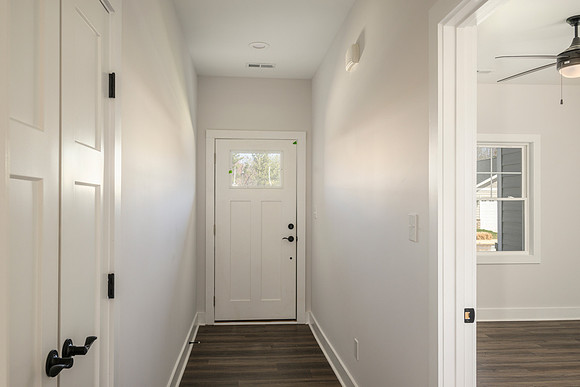 119 Lockridge WEB-204