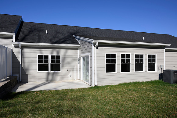 119 Lockridge WEB-202