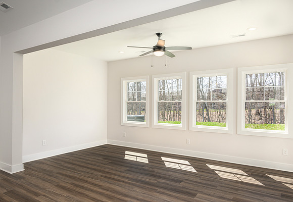 119 Lockridge WEB-221