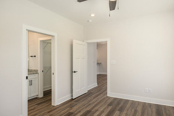 119 Lockridge WEB-225