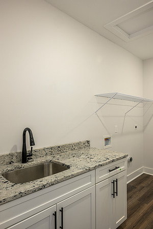 119 Lockridge WEB-228