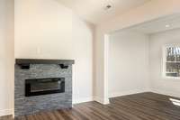119 Lockridge WEB-218