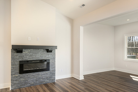 119 Lockridge WEB-218