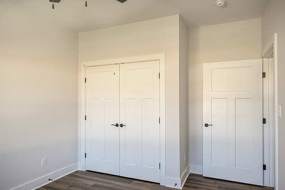 119 Lockridge WEB-205