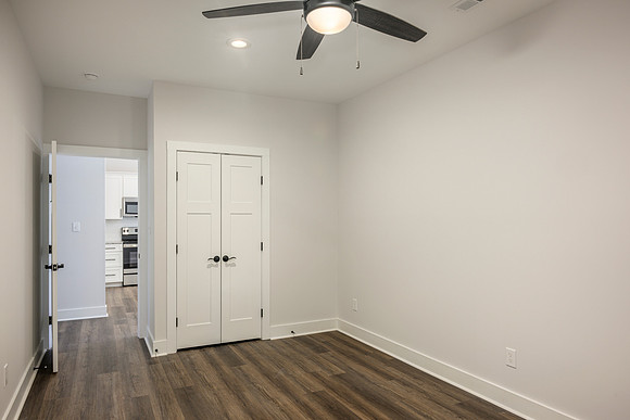 119 Lockridge WEB-211