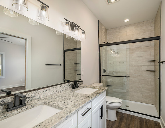 134 Lockridge WEB-128