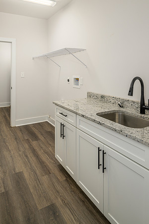 134 Lockridge WEB-135