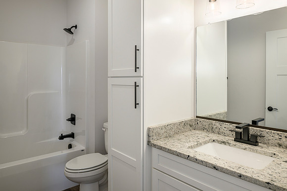 134 Lockridge WEB-134