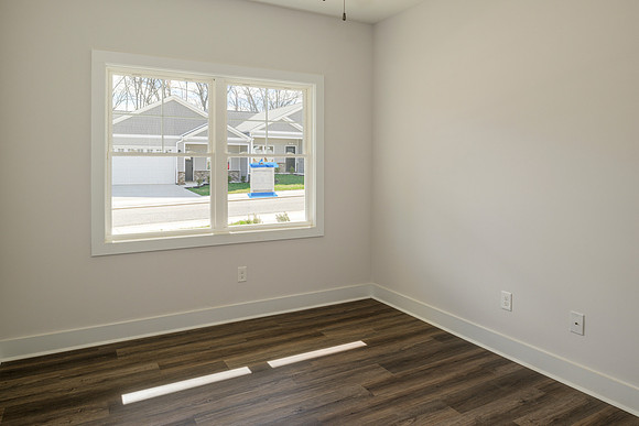 134 Lockridge WEB-125