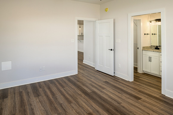 134 Lockridge WEB-123