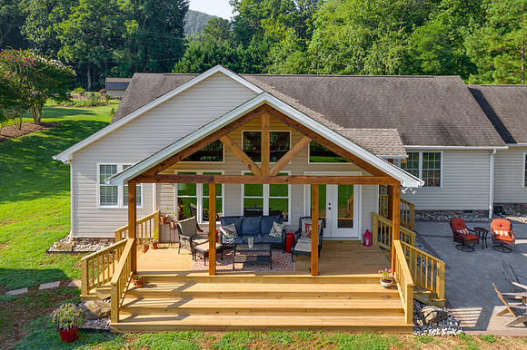 50 Old Orchard WEB-106