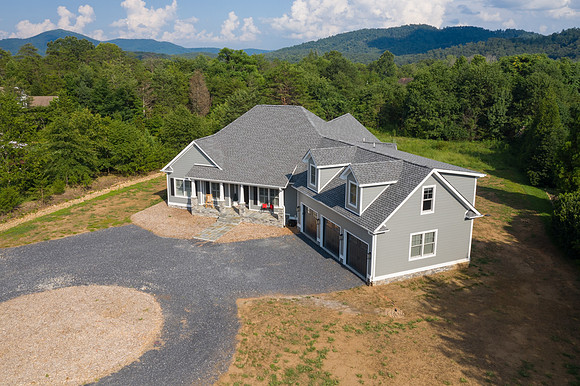 311 Cedar Meadows WEB-124