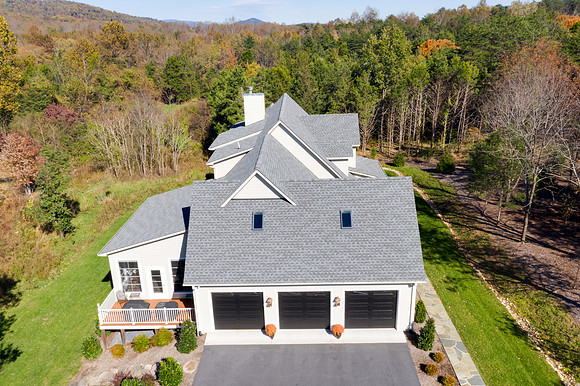 211 Stoney Creek E PRINT-9