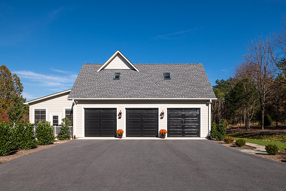 211 Stoney Creek E WEB-7