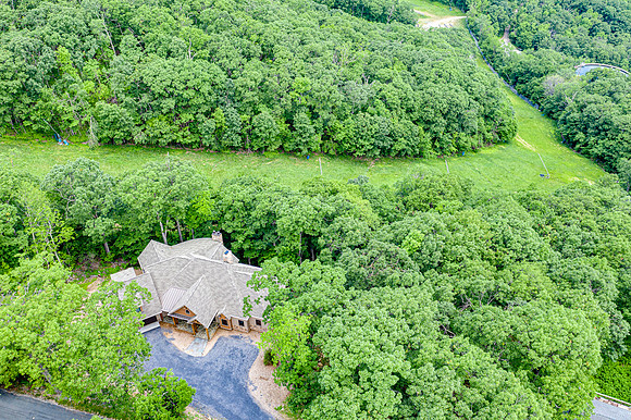 134 N Rock Tree Ln WEB-127