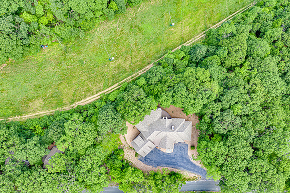 134 N Rock Tree Ln WEB-130