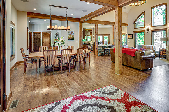 134 N Rock Tree Ln WEB-153