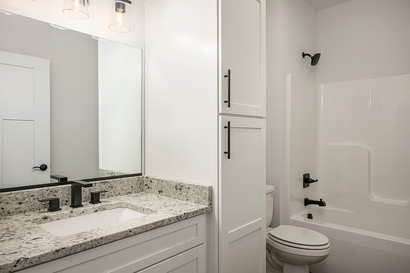 148 Lockridge WEB-110