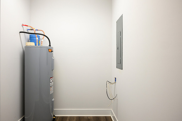 148 Lockridge WEB-109