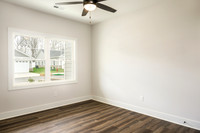148 Lockridge WEB-106