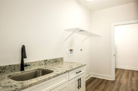 162 Lockridge WEB-112