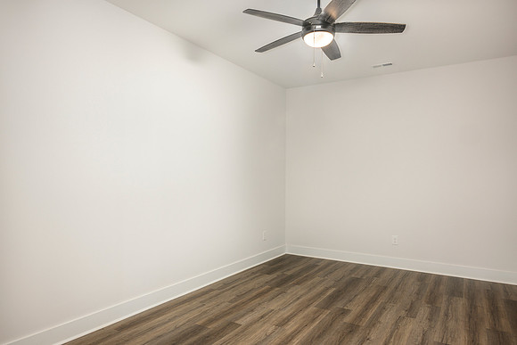 162 Lockridge WEB-110