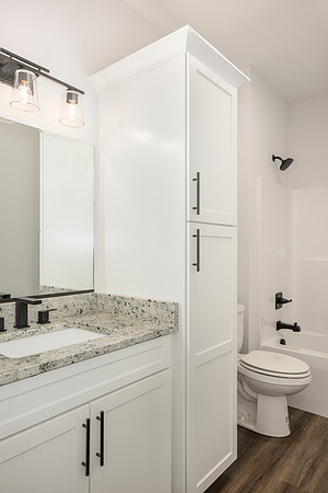 162 Lockridge WEB-128