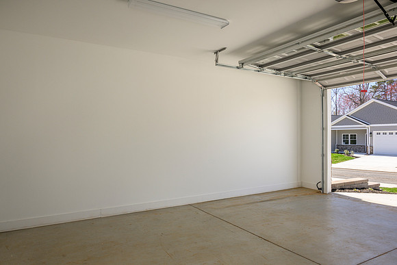 162 Lockridge WEB-130