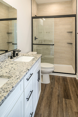 135 Lockridge WEB-123