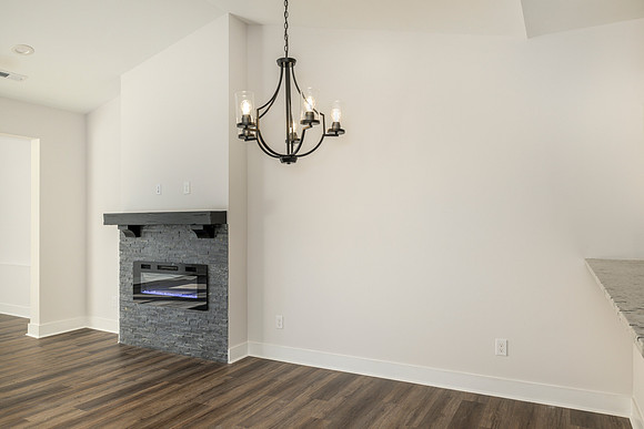135 Lockridge WEB-110