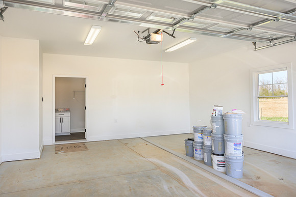 105 Lockridge WEB-235