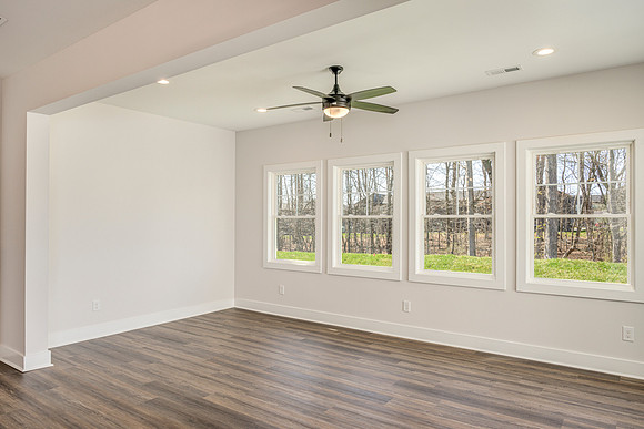 105 Lockridge WEB-226