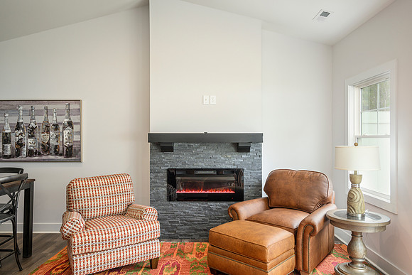 142 Lockridge WEB-109