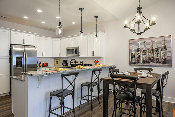142 Lockridge WEB-115