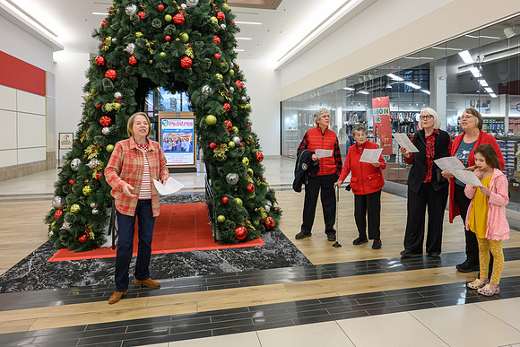 RR Santa-Tree Lighting PRINT-128