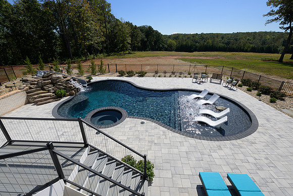 109 Stirling Ct WEB-101