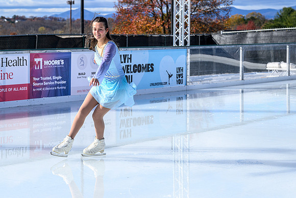 RR Ice Rink Show 11-23-24 PRINT-151
