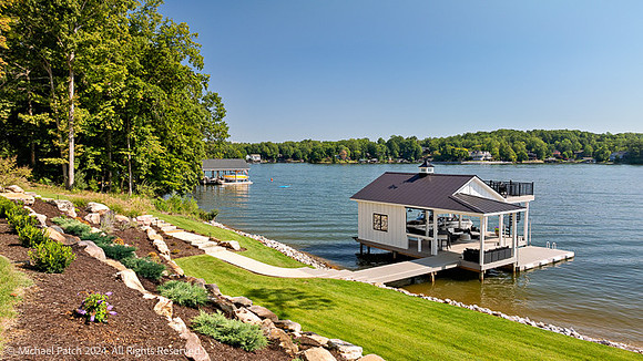 455 Oak Point Owner with Copyright-132