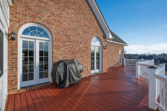 302 Longhill WEB-121
