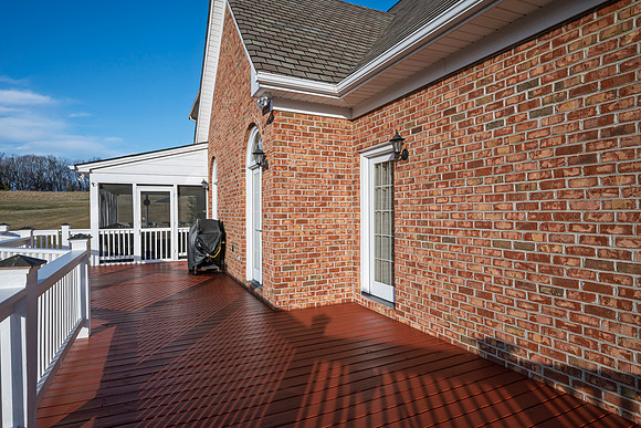 302 Longhill WEB-122