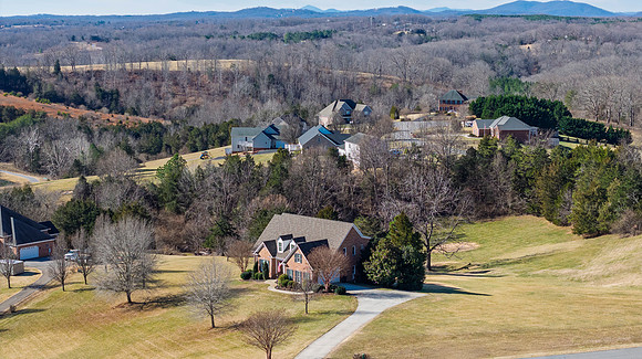 302 Longhill WEB-145